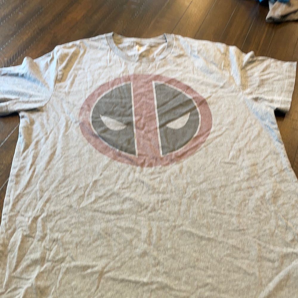 Deadpool shirt